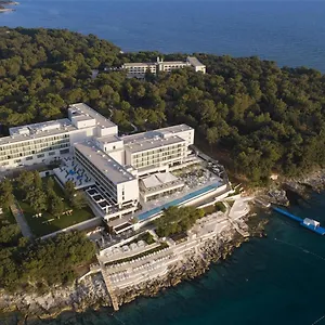 Szálloda Grand Brioni Pula, A Radisson Collection